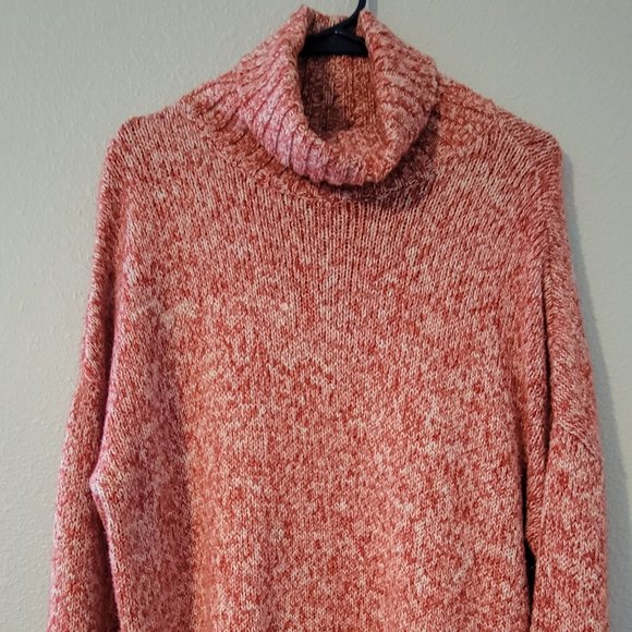 WOMENS OLD NAVY SWEATER - Picture 2 of 5